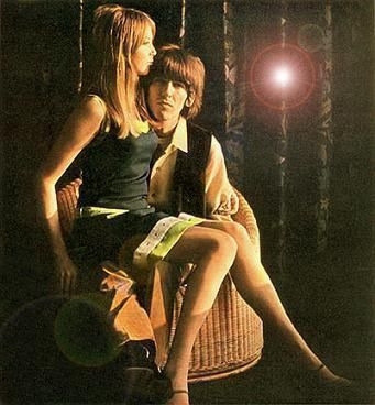 50-George Harrison and Pattie Boyd Photographs,photos,images