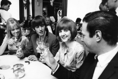 29-George Harrison and Pattie Boyd Photographs,photos,images