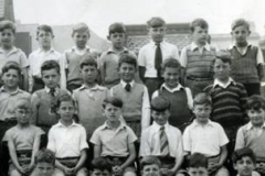 17- John Lennon's early childhood photos