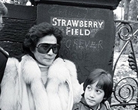 39-John Lennon's early childhood photos