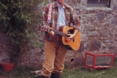 16 -Paul McCartney Mull of Kintyre