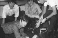 ohn Lennon, George Harrison, Paul McCartney, and Richard Starkey