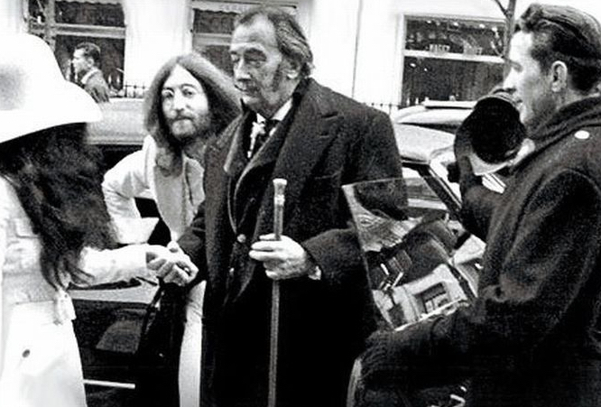 John  Lennon And Yoko with Salvador Dali