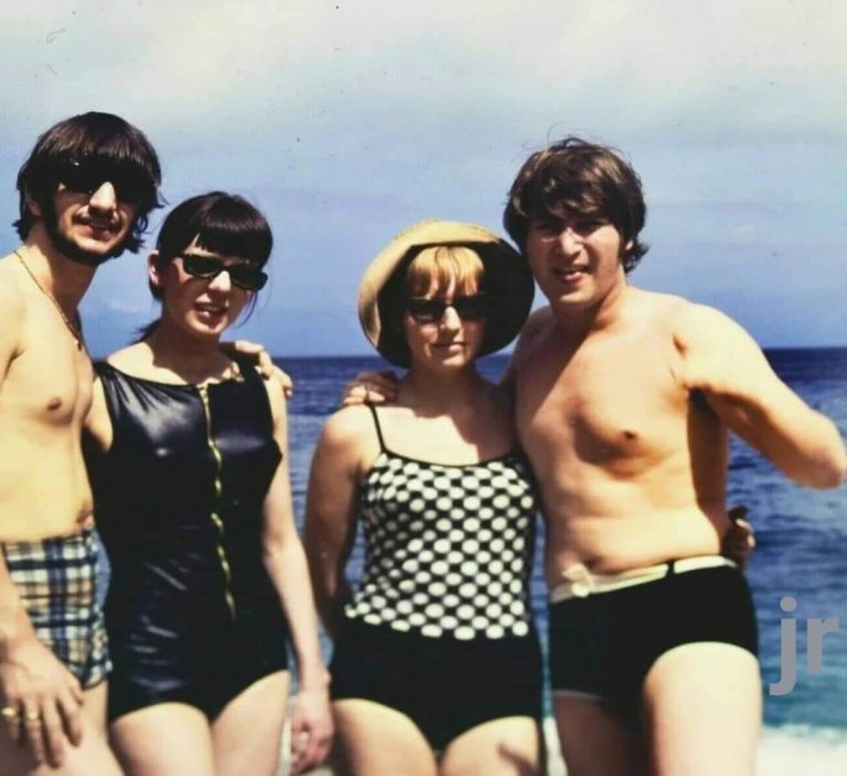 32 Rare and Fantastic The Beatles Photos