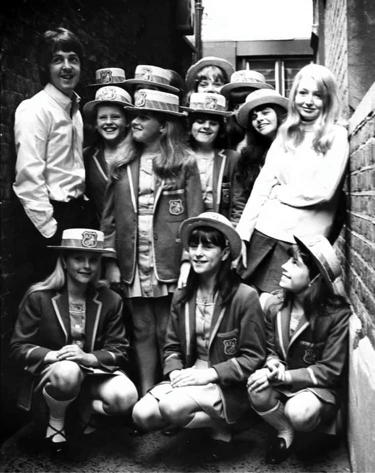 Paul with Welsh singer Mary Hopkin