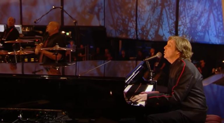 30 Fascinating Paul McCartney Facts
